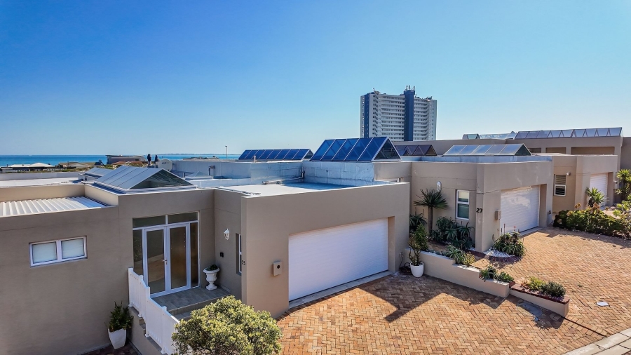 3 Bedroom Property for Sale in Bloubergstrand Western Cape